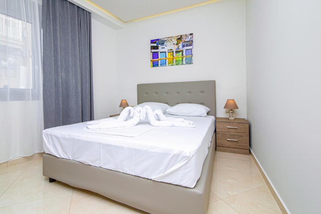 Amara Suites and Studios room 3